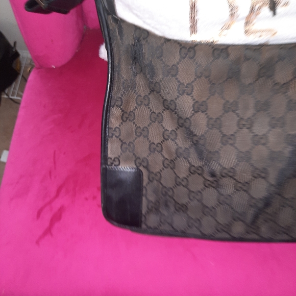 Vintage Authentic Gucci Bag - Picture 3 of 4